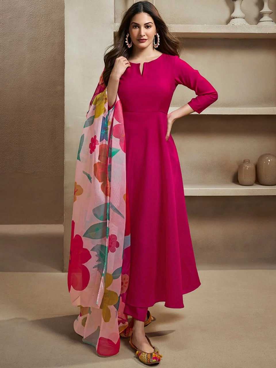 AMYRA DASTUR COLLECTIONS