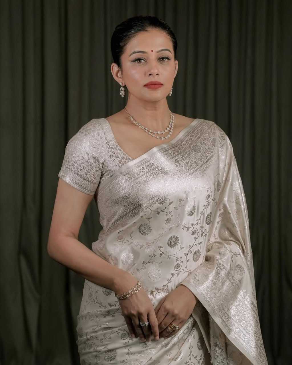 PRIYAMANI COLLECTIONS