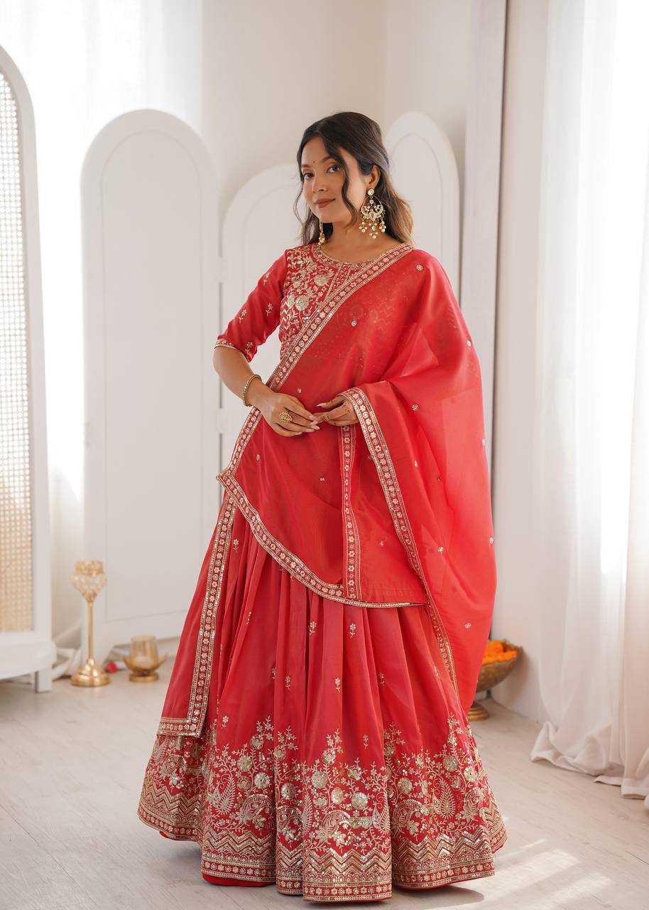 BOLLYWOOD LEHENGA CHOLI
