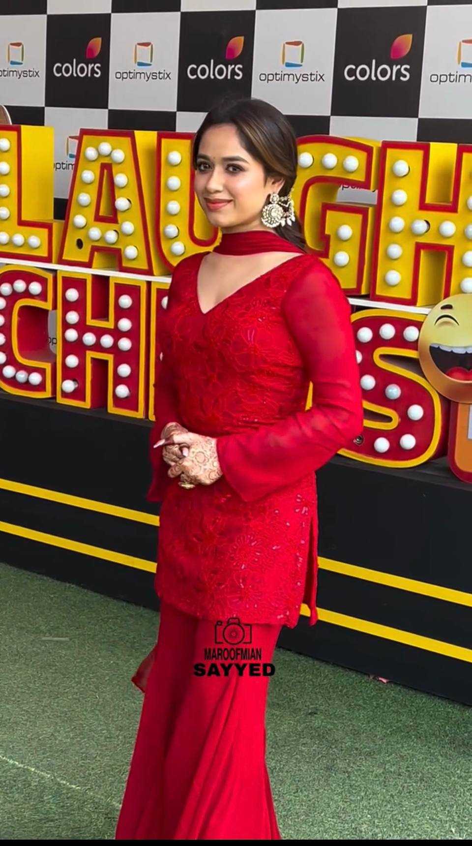 JANNAT ZUBAIR RAHMANI COLLECTIONS