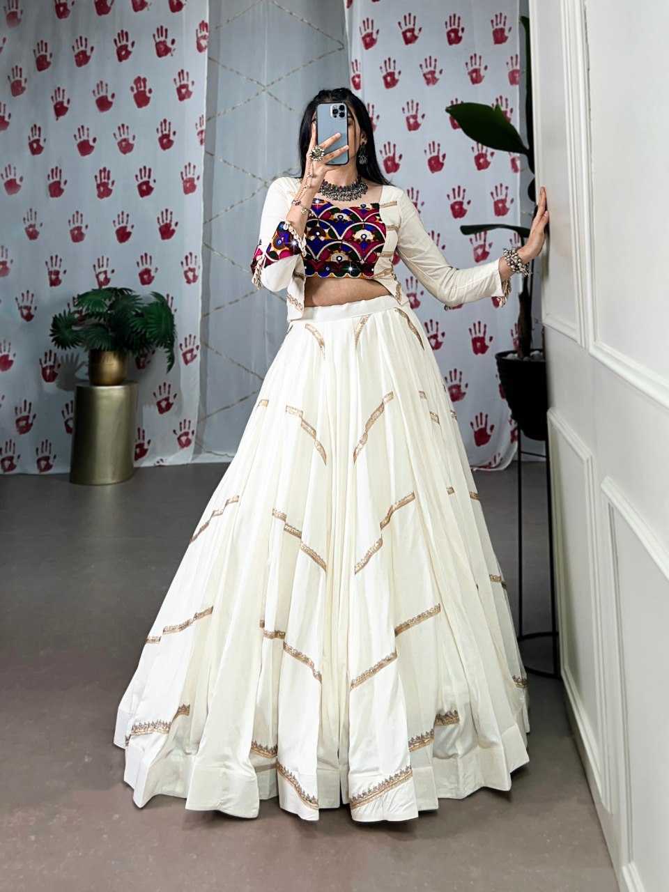  LIGHTWEIGHT LEHENGA