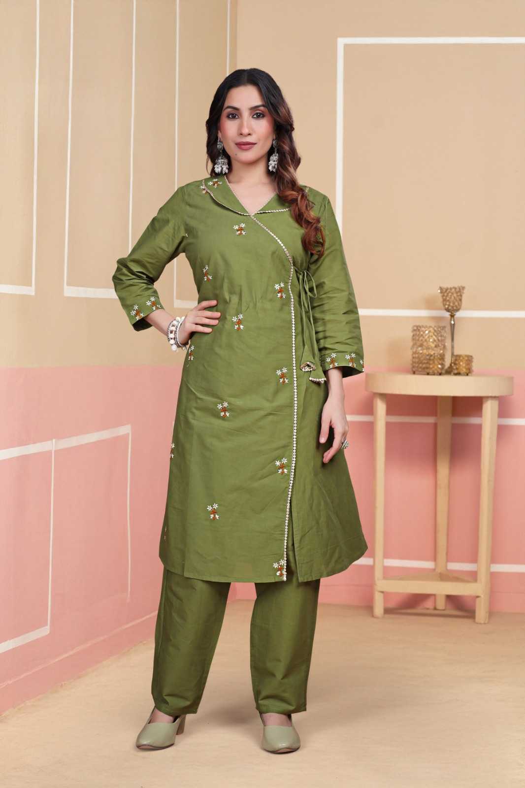GREEN KURTIS