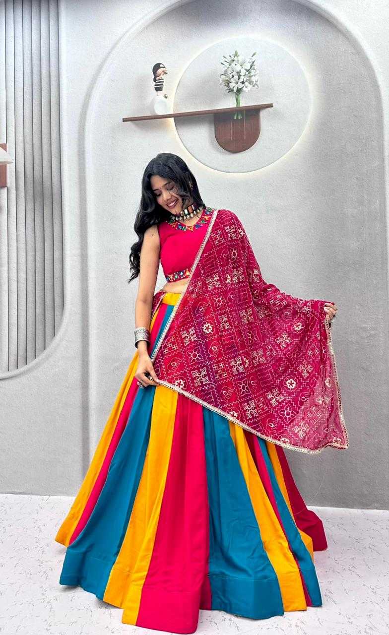 MIRROR WORK LEHENGA