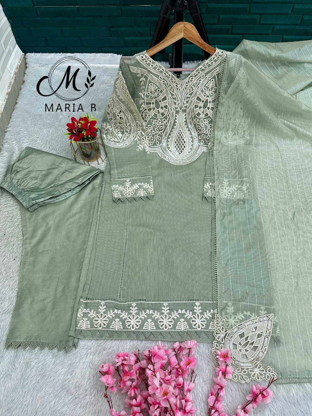YNF Wholesale Fancy Alia Cut Suits KESH677 MARIA 211 | Surat Manufacturer
