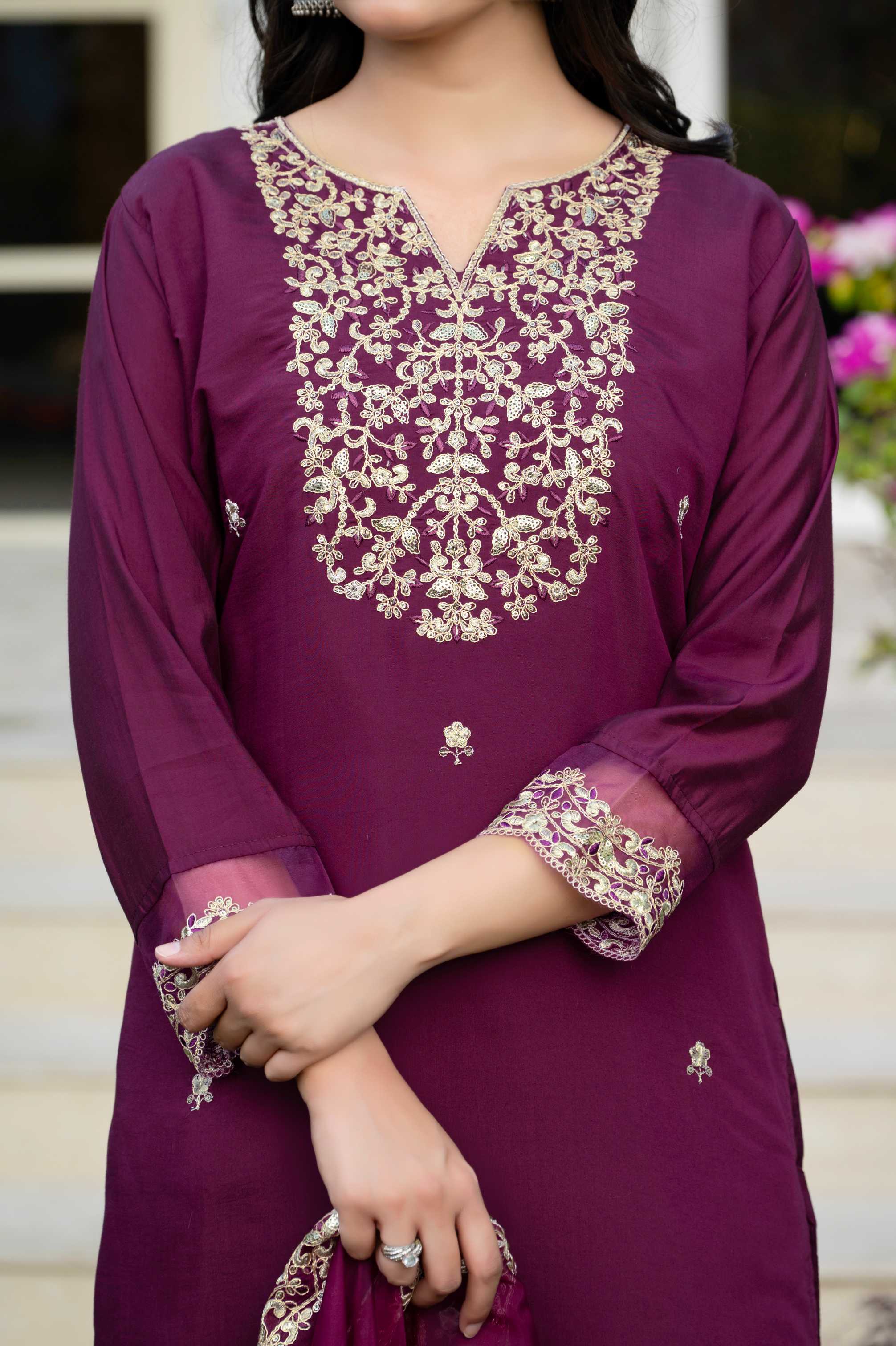 YNF Wholesale Heavy Roman Silk Embroidery Suits KESH422 1003 | Surat Manufacturer