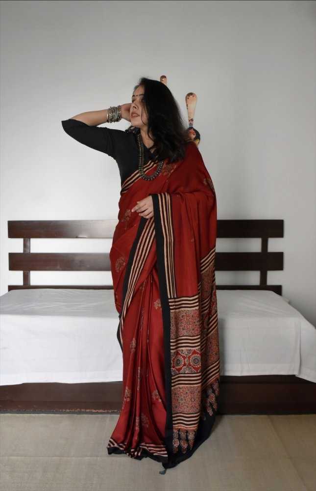 YNF Wholesale Muslin Silk Soft Silk Sarees KESH583 Ajrakh | Surat Manufacturer