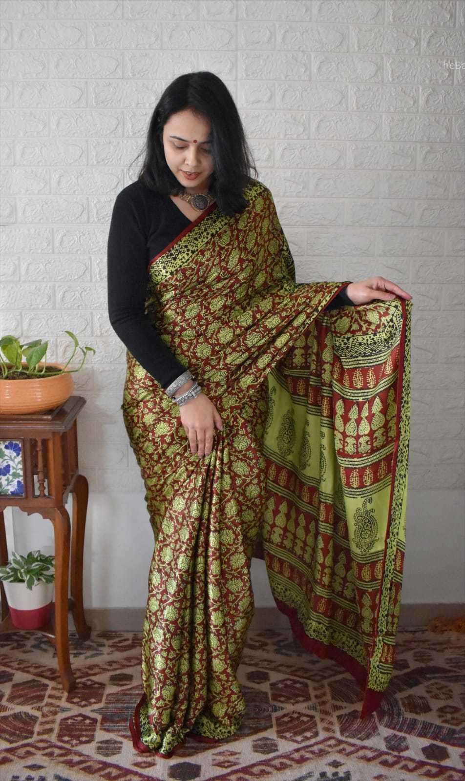 YNF Wholesale Muslin Silk Soft Silk Sarees | Surat Manufacturer