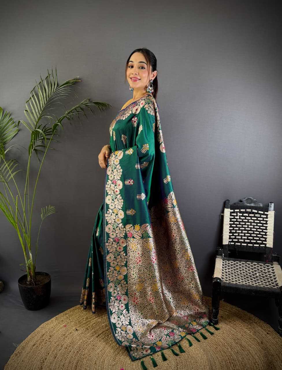 YNF Wholesale Banarasi Soft Silk Banarasi Silk Sarees KESH548 Chandni | Surat Manufacturer