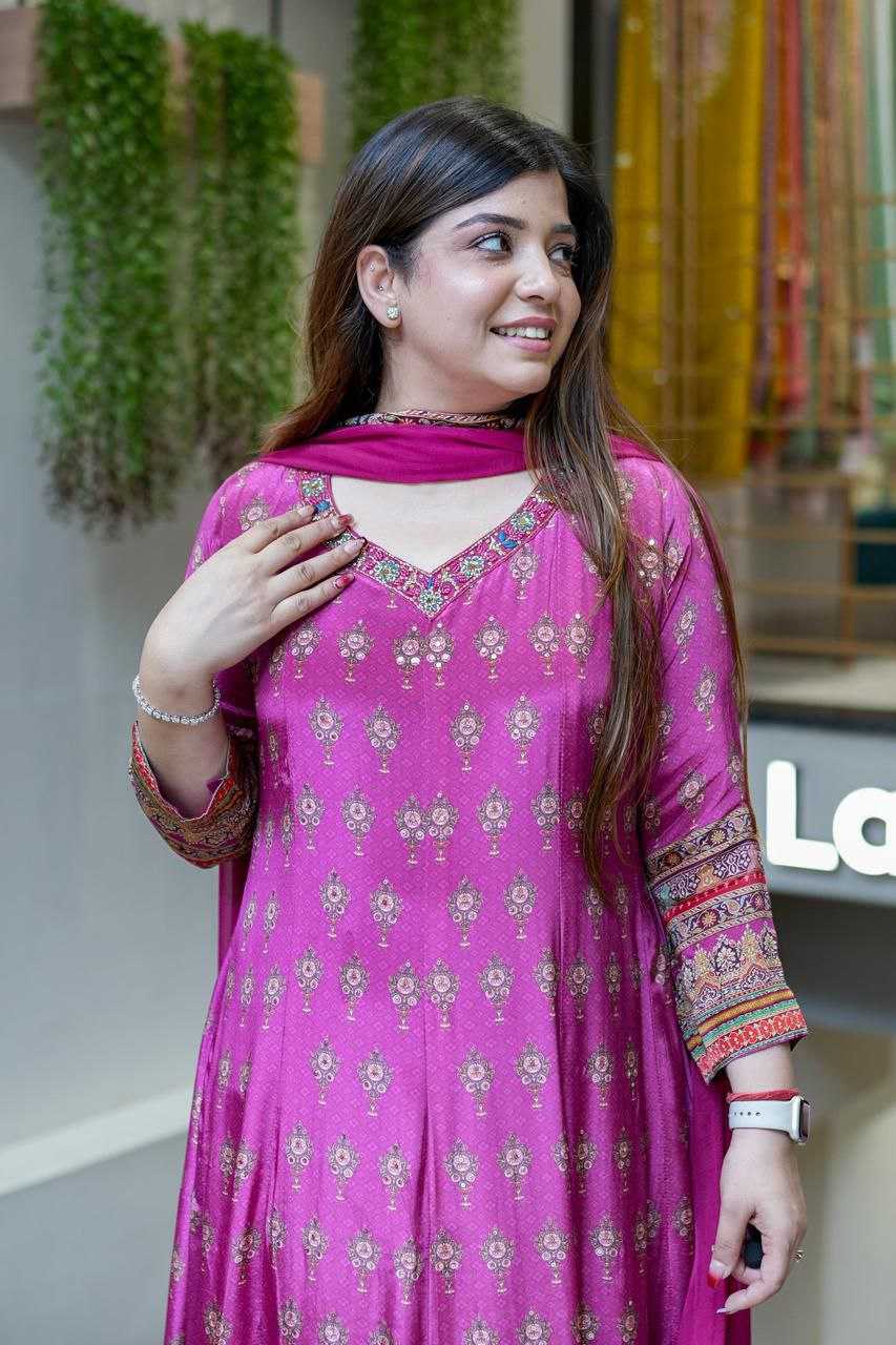 YNF Wholesale Chinon Party Wear Kurtis KESH562 MANIKA | Surat Manufacturer