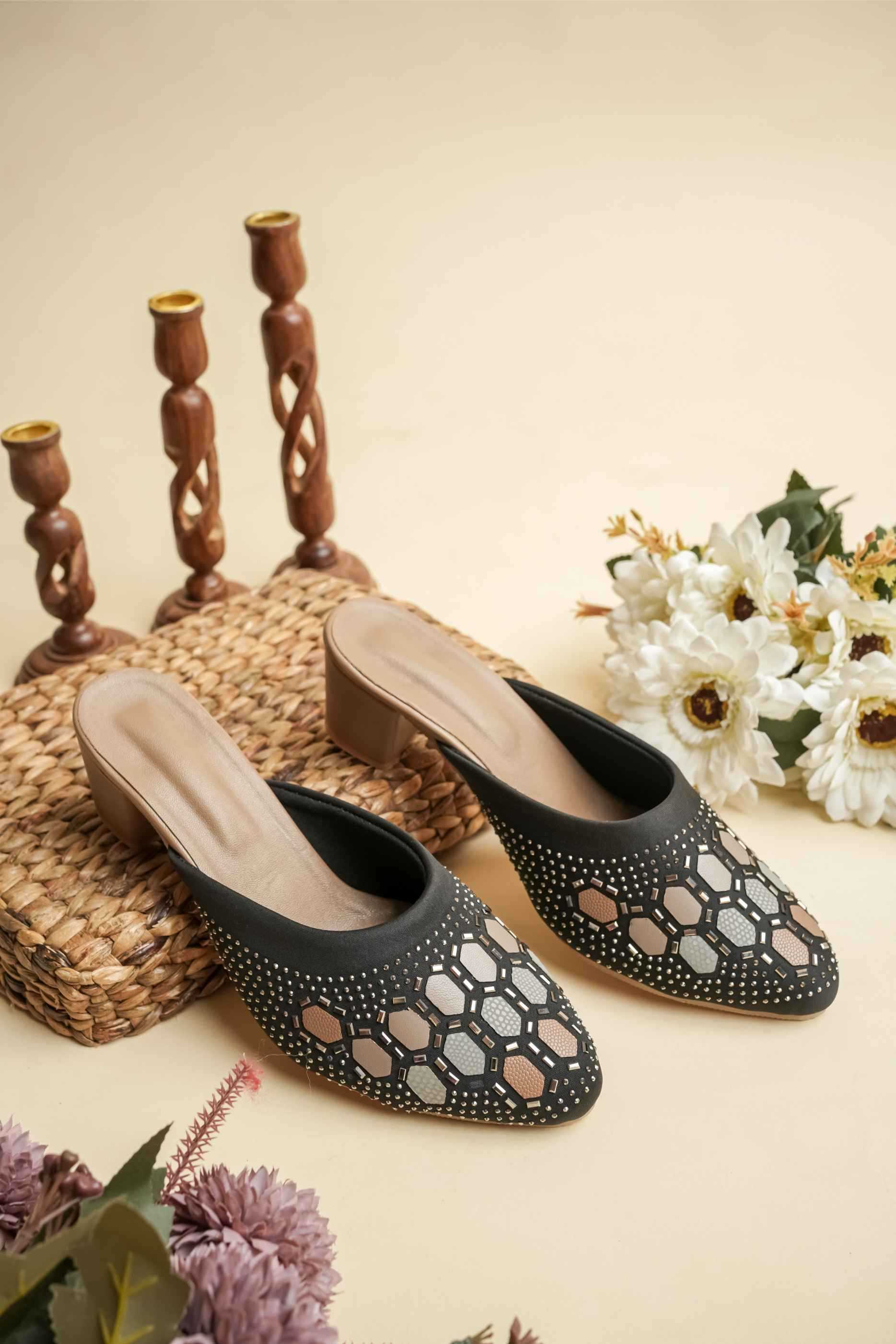 YNF Wholesale Premium Roman Silk Designer Juttis KESH641 siroski heel | Surat Manufacturer
