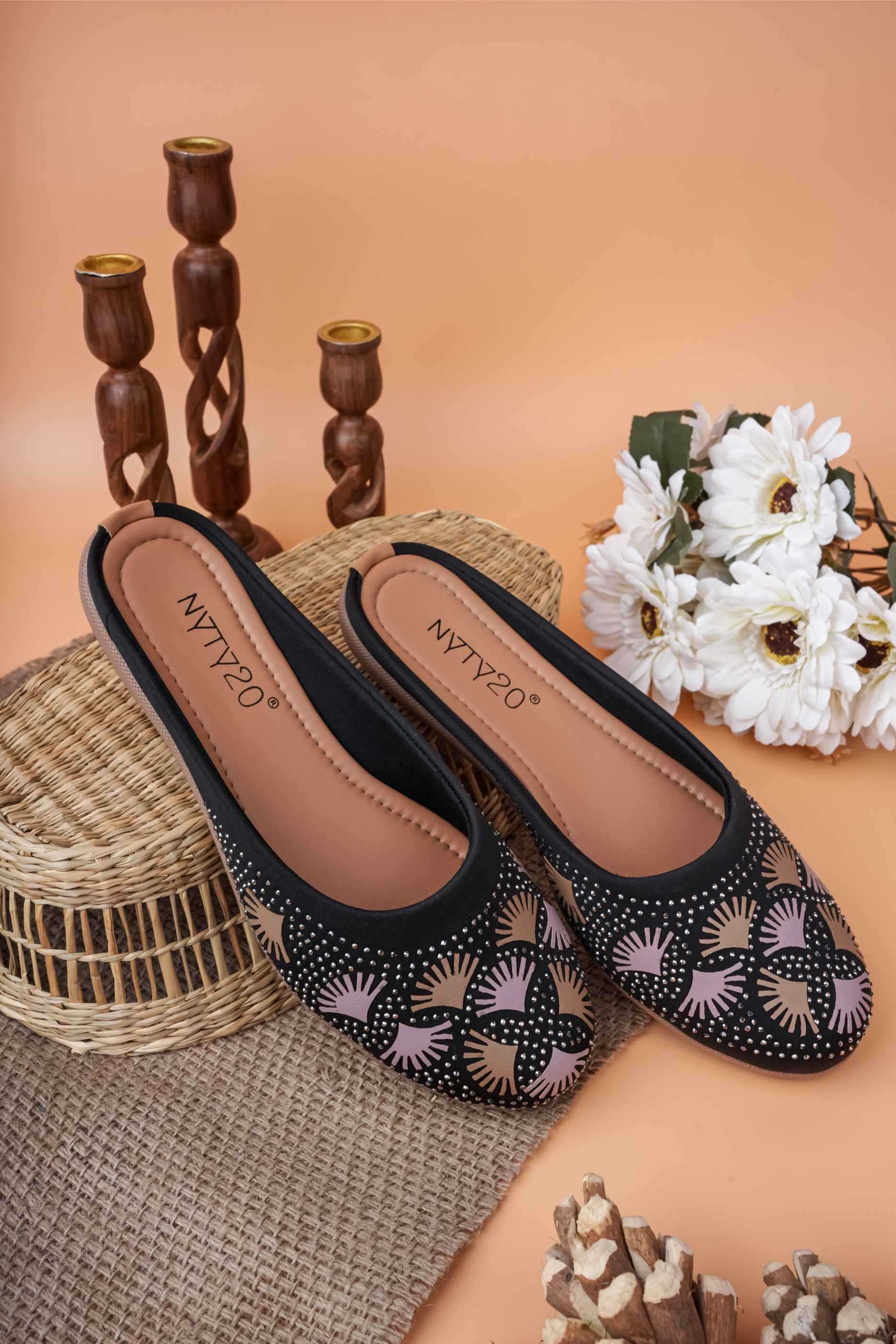YNF Wholesale Premium Roman Silk Designer Juttis KESH641 Siroski round | Surat Manufacturer