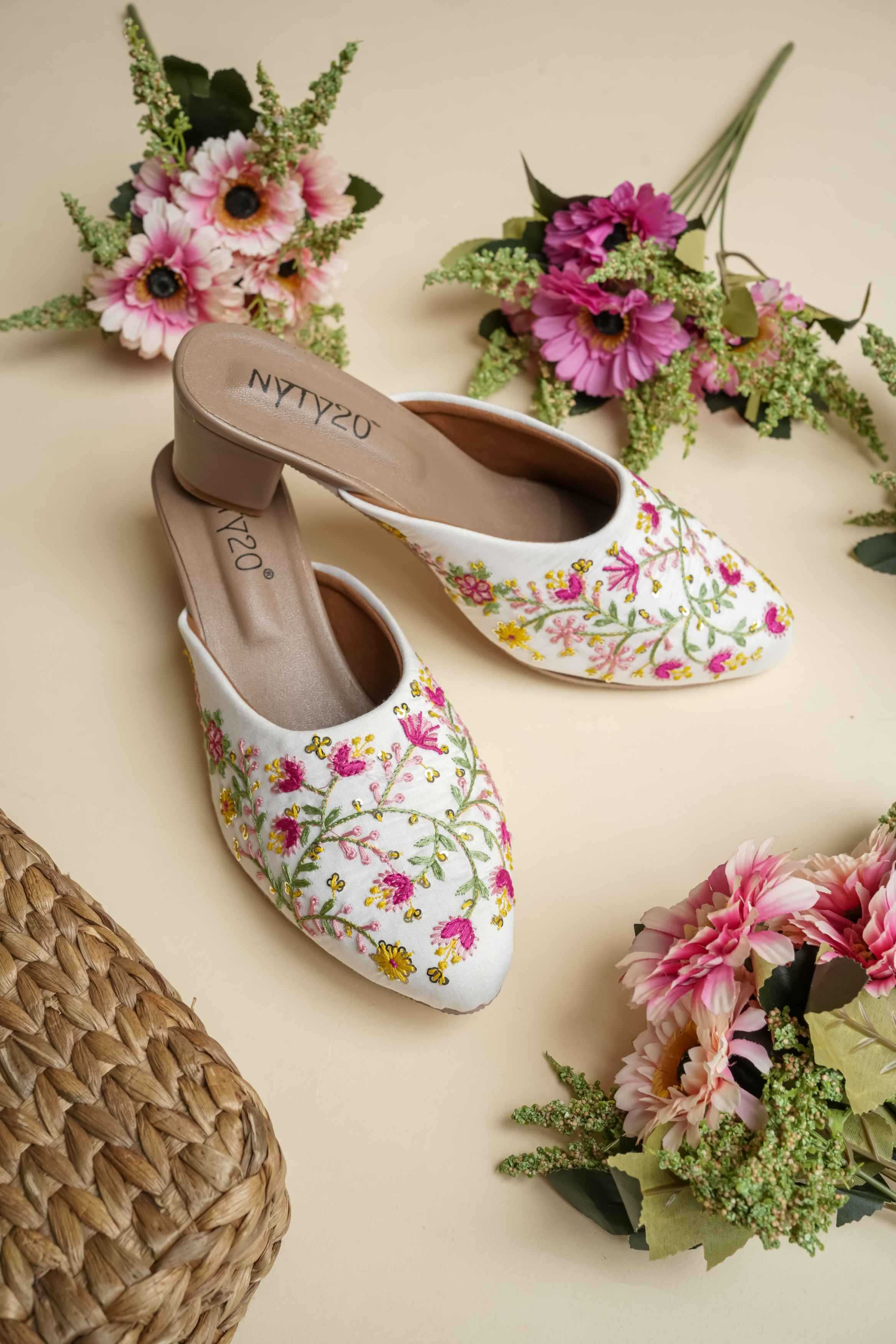 YNF Wholesale Premium Roman Silk Designer Juttis KESH641 White embroidery hill | Surat Manufacturer