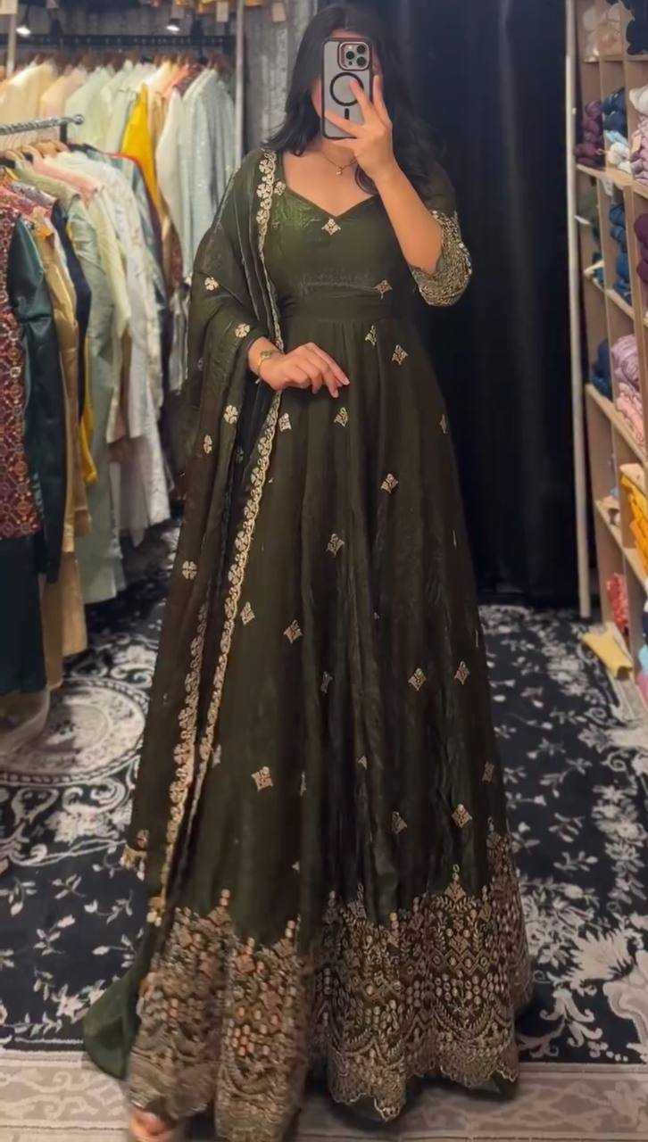 YNF Wholesale FENDY Silk Party Gowns RIN133 1564 | Surat Manufacturer