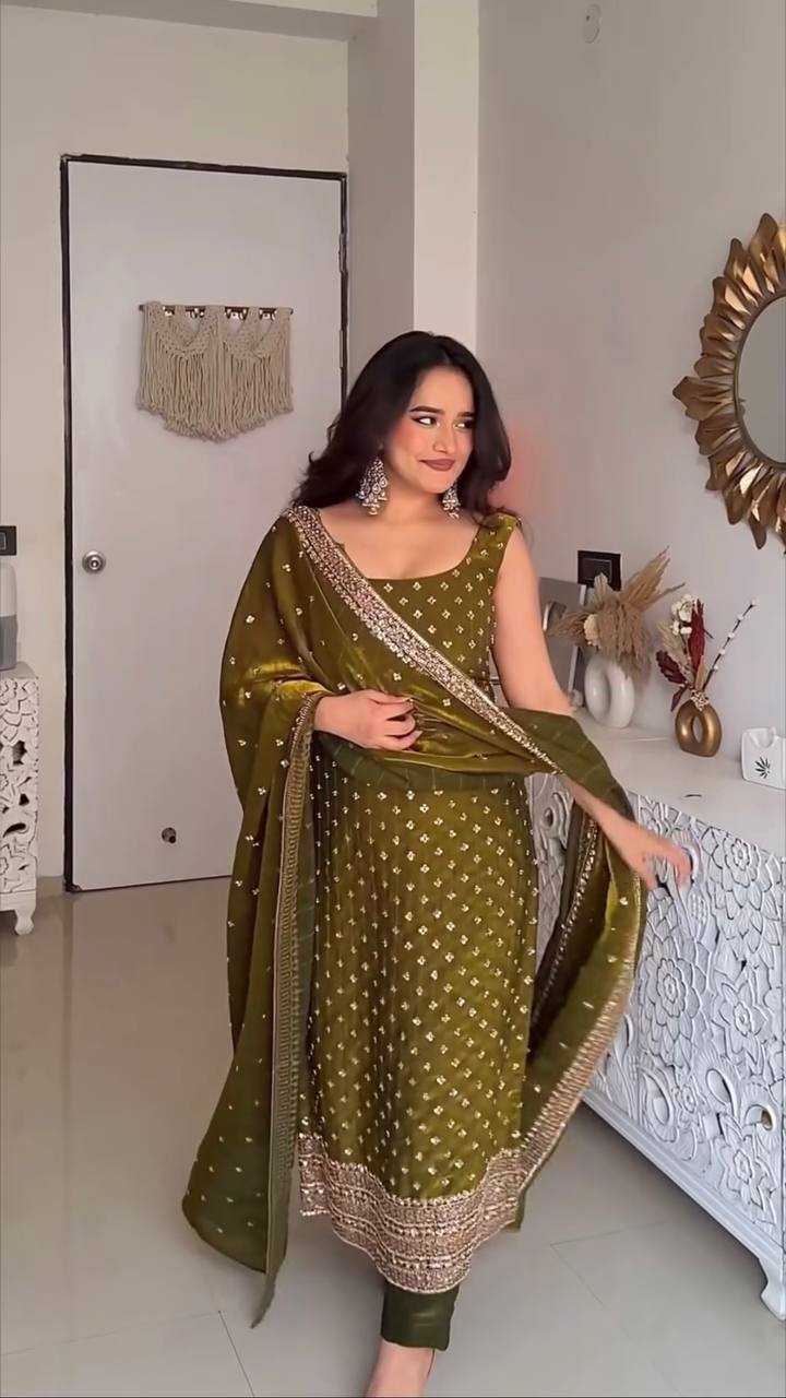 YNF Wholesale FENDY Silk Ladies Suits RIN133 1577 | Surat Manufacturer