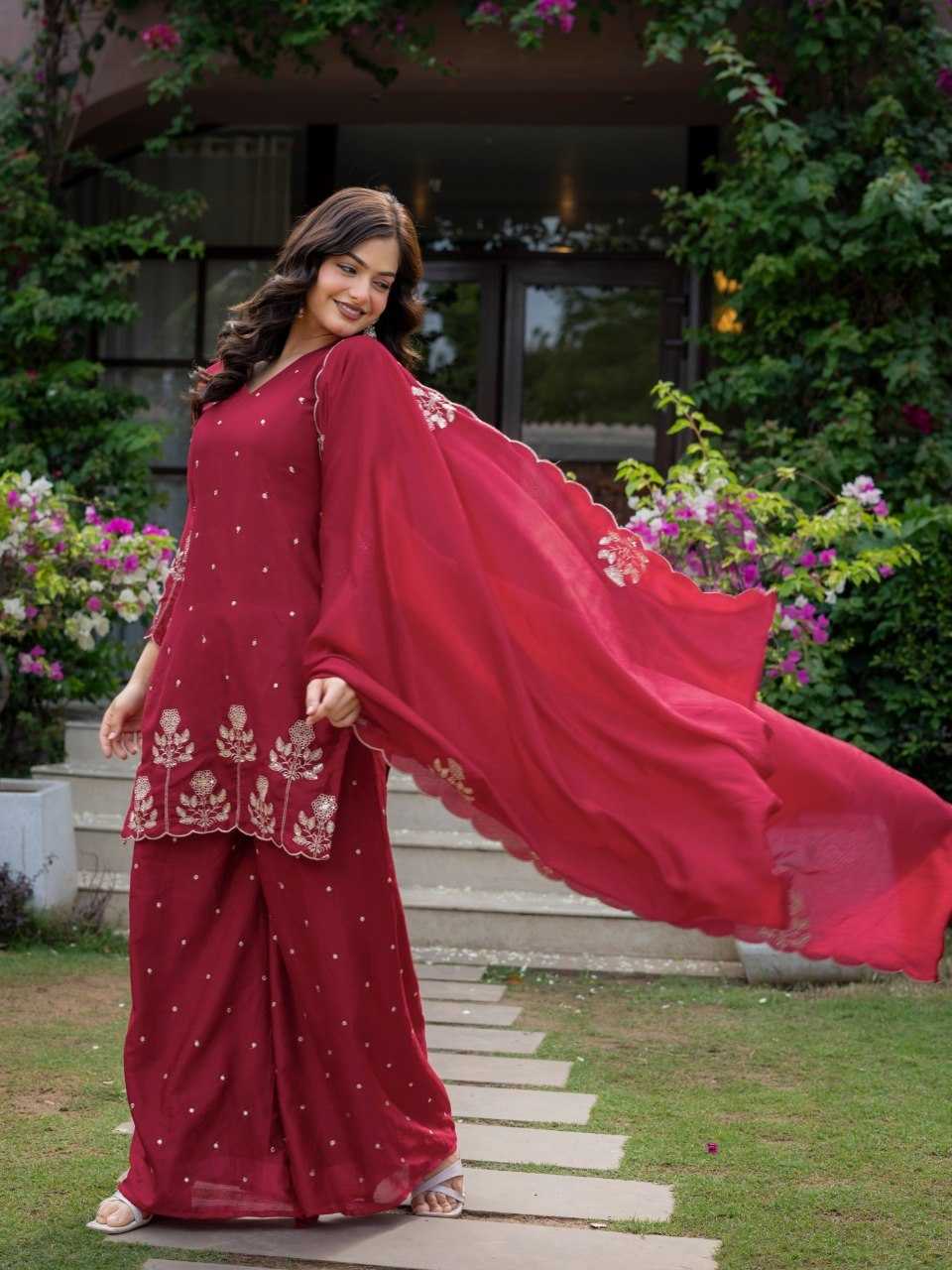 YNF Wholesale Chinon Silk Ladies Suits KESH522 KR-125 | Surat Manufacturer
