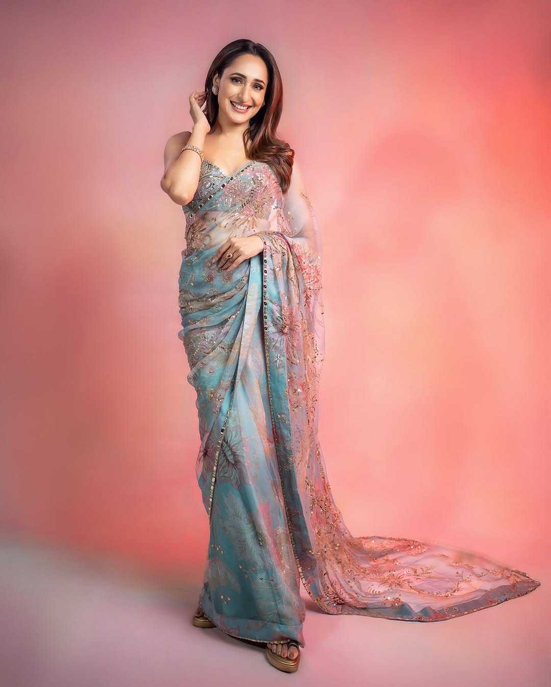 YNF Wholesale Tabby Silk Handloom Sarees  | Surat Manufacturer