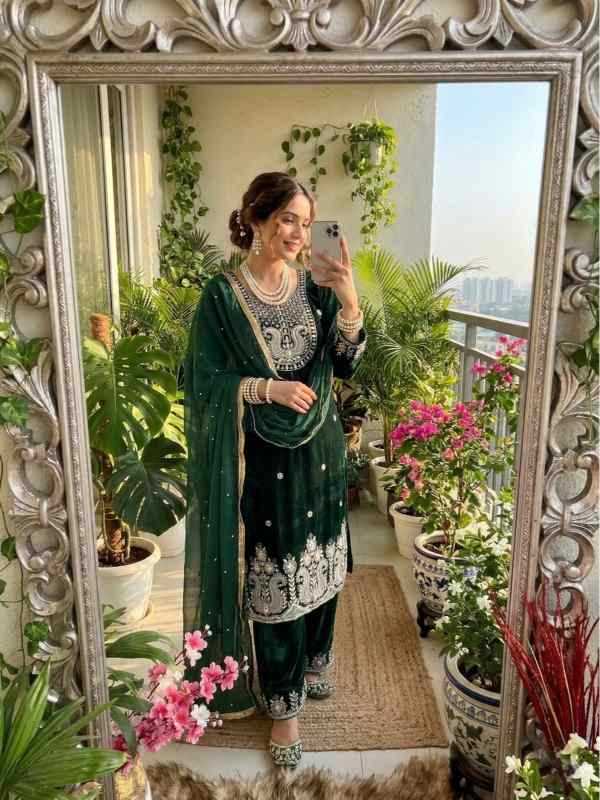 YNF Wholesale Velvet Velvet Suits  | Surat Manufacturer