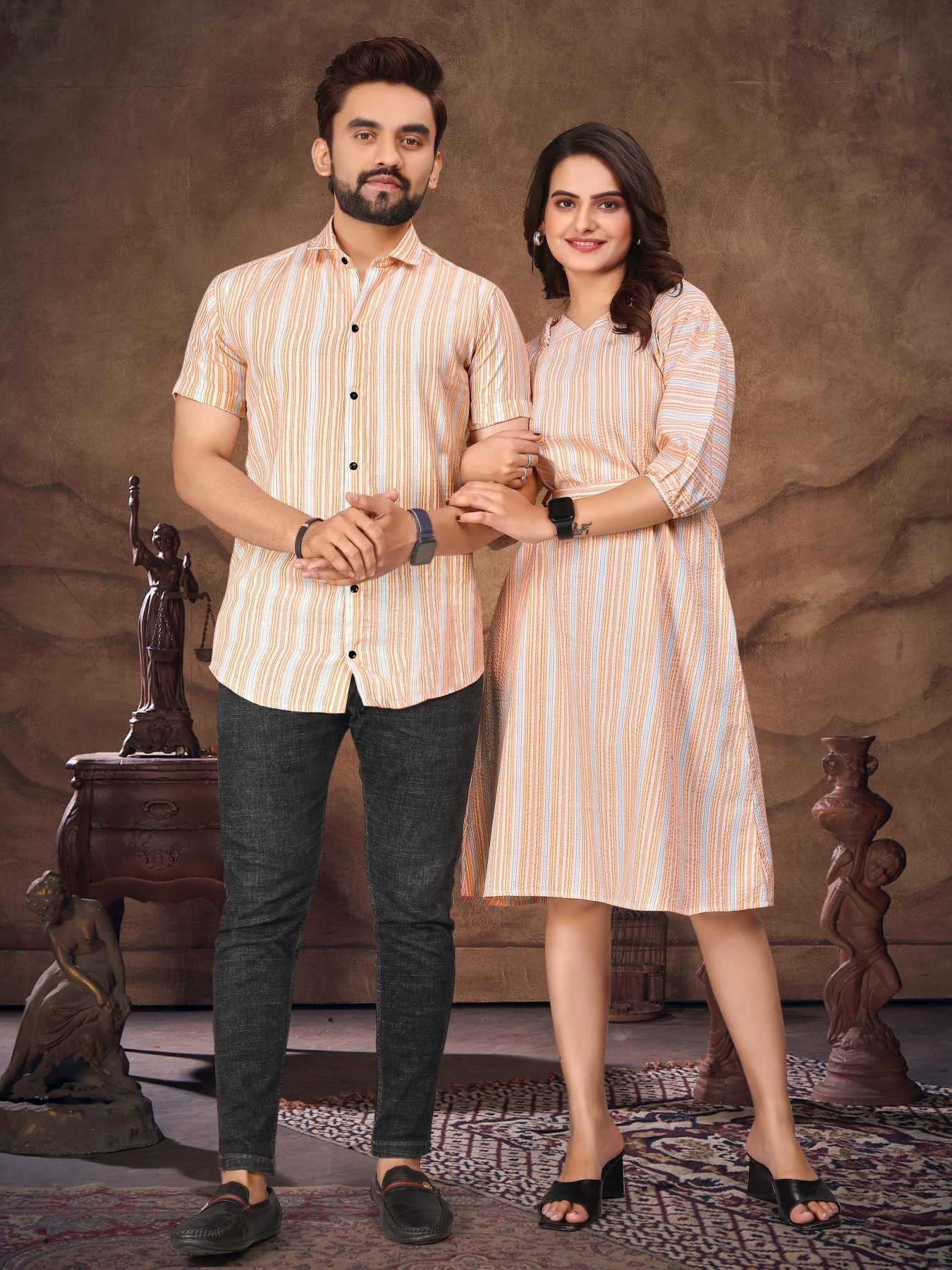 COUPLE WEAR