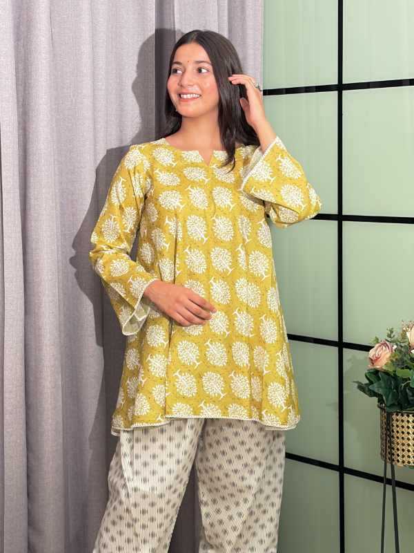 YNF Wholesale Silk Cotton Printed Kurtis  | Surat Manufacturer