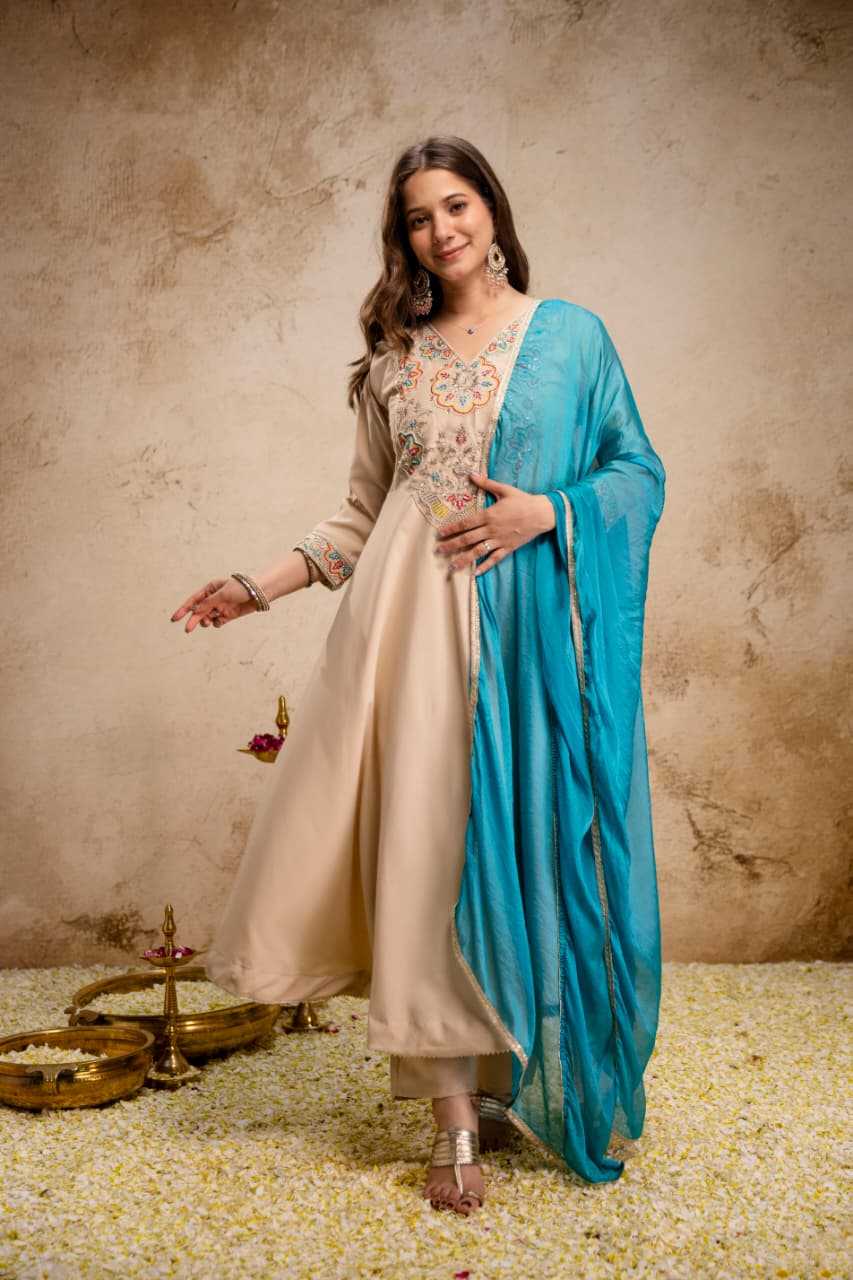 YNF Wholesale Viscose Chanderi Party Wear Kurtis KESH529 AVNTIKA | Surat Manufacturer