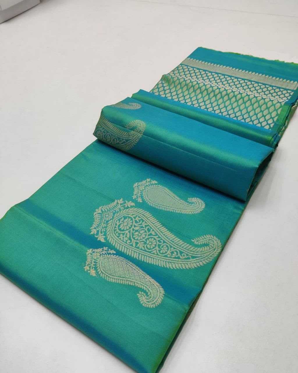 YNF Wholesale Lichi Silk Jacquard Saree KESH551 175 | Surat Manufacturer