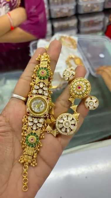 YNF Wholesale Brass Traditional Watches KESH660 | Surat Manufacturer