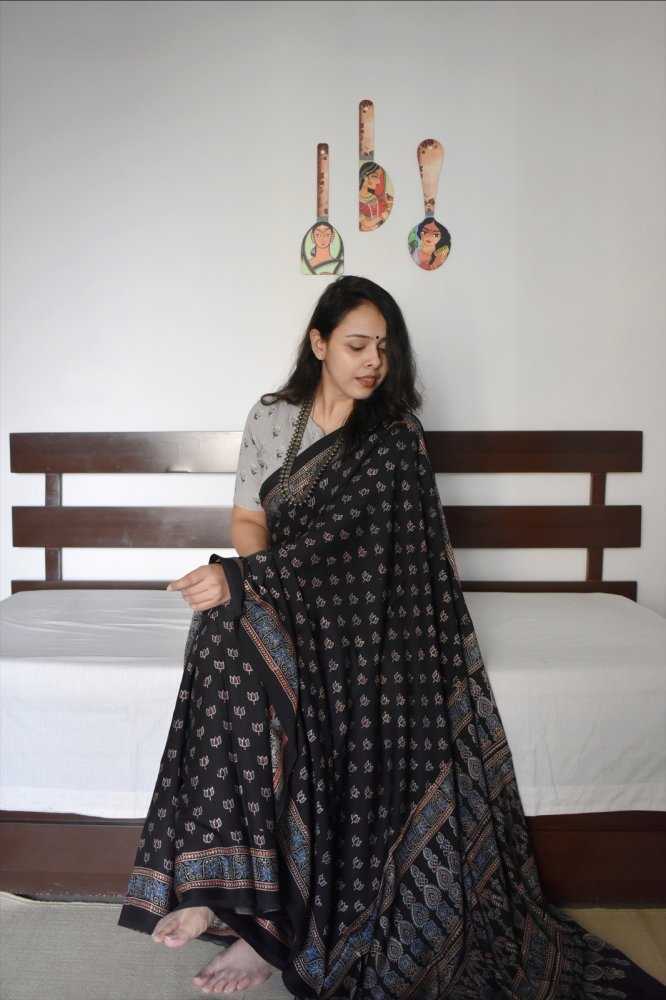 YNF Wholesale Muslin Silk Soft Silk Sarees | Surat Manufacturer