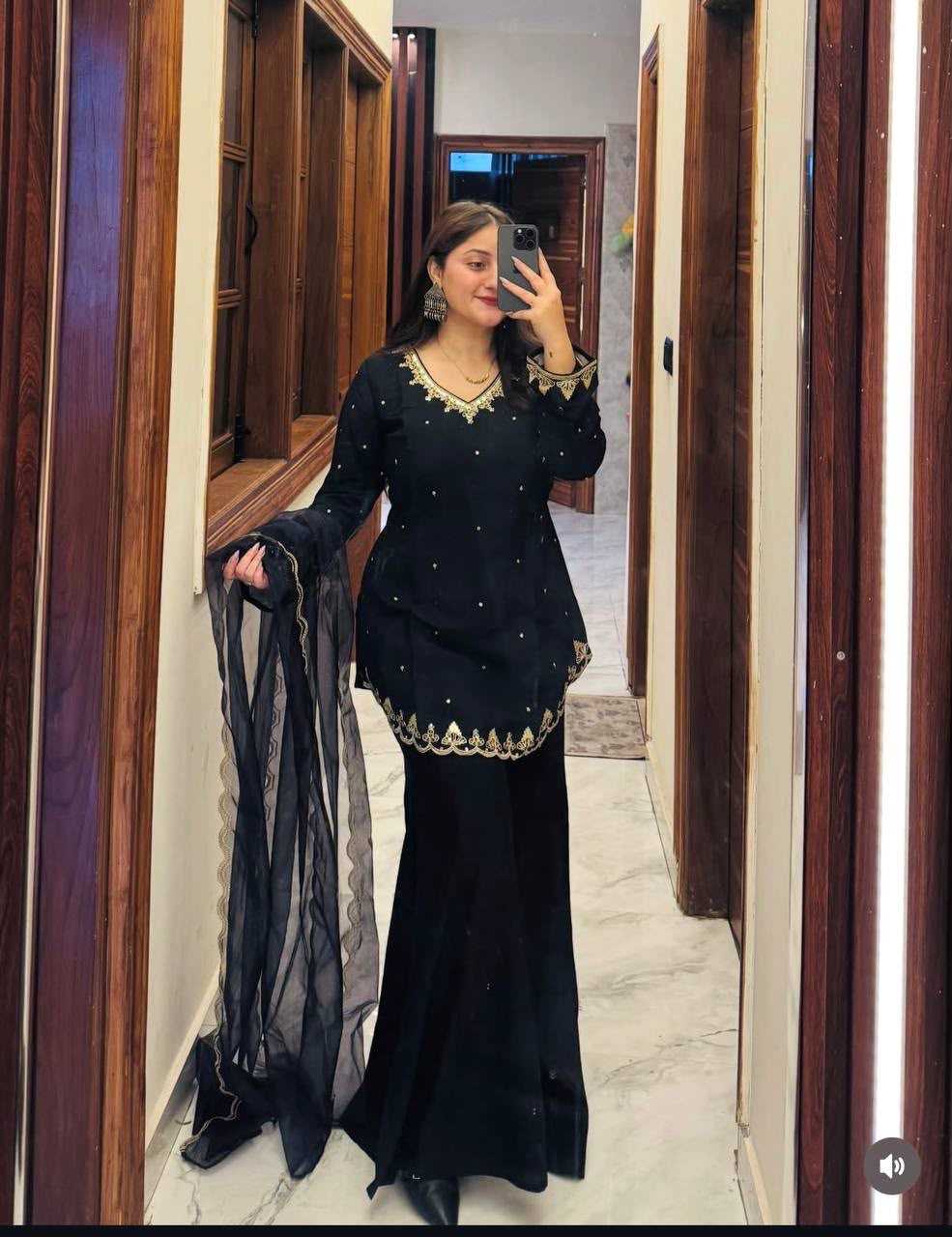 YNF Wholesale Heavy Roman Silk Embroidery Suits KESH506 With | Surat Manufacturer