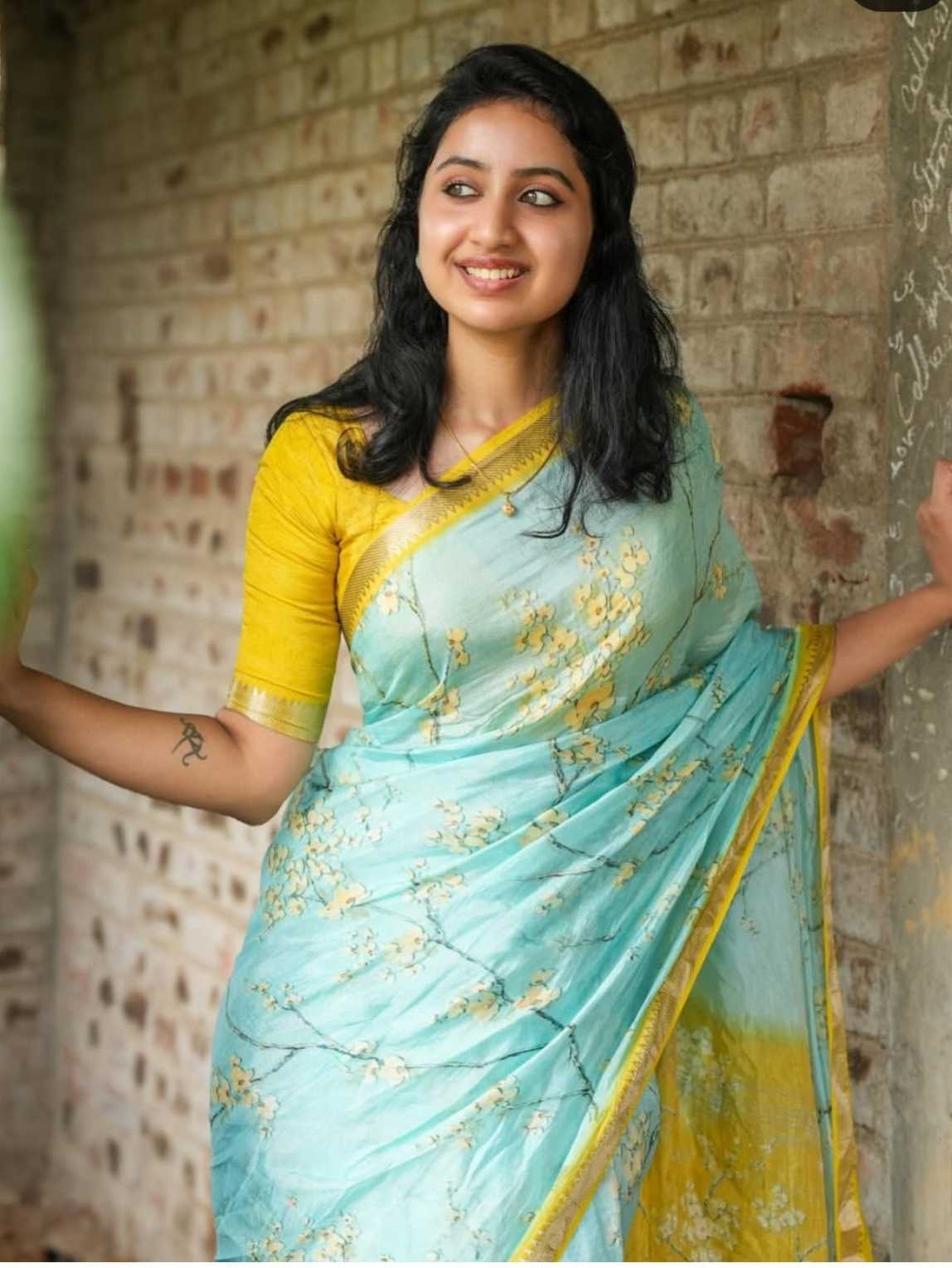 YNF Wholesale Linen Designer Sarees KESH605 622 | Surat Manufacturer