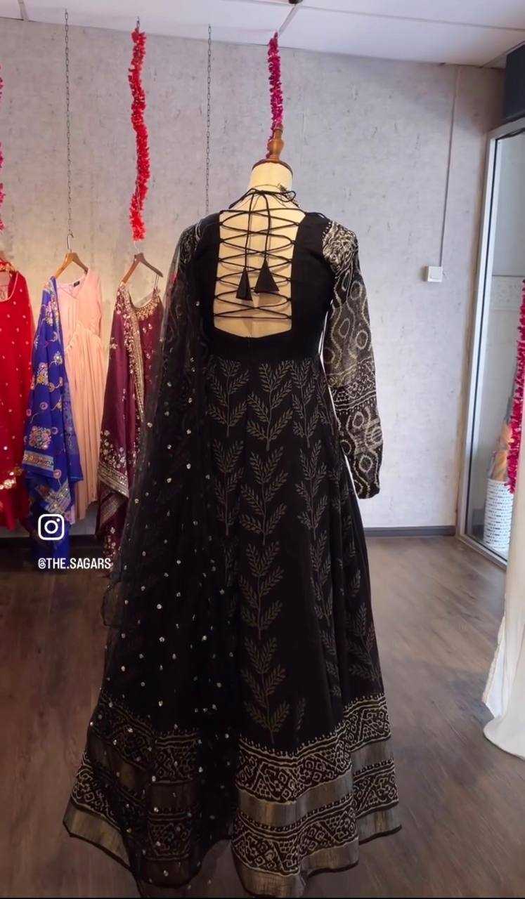 YNF Wholesale Chinon Silk Printed Gowns KESH506 8005 | Surat Manufacturer