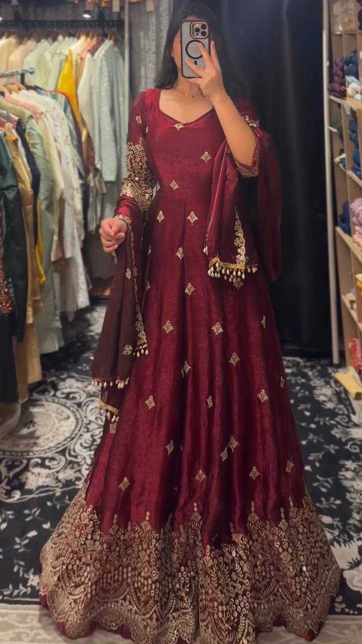 YNF Wholesale FENDY Silk Party Gowns RIN133 1564 | Surat Manufacturer
