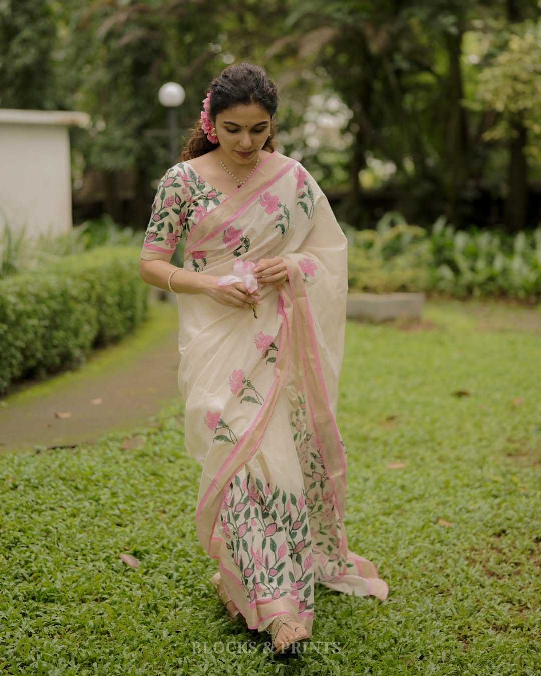 YNF Wholesale Linen Printed Sarees KESH682 NUVA | Surat Manufacturer