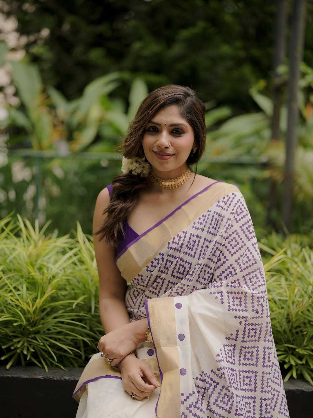 YNF Wholesale Linen Printed Sarees KESH682 Zari | Surat Manufacturer