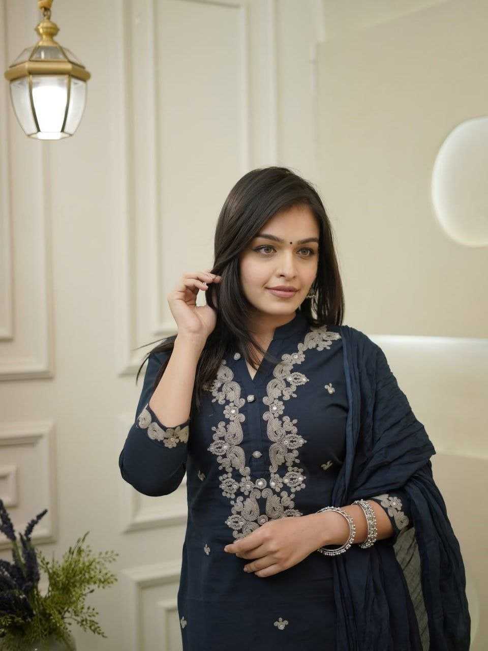 YNF Wholesale Slub Reyon Party Wear Kurtis KESH517 JATINA | Surat Manufacturer