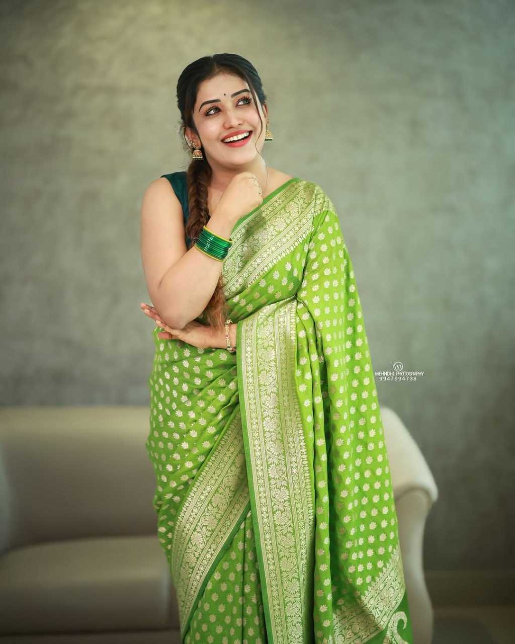 YNF Wholesale Banarasi Soft Silk Banarasi Silk Sarees With Zari Work KESH702 5279 | Surat Manufacturer