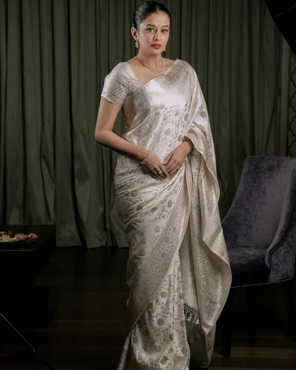 YNF Wholesale Banarasi Soft Silk Banarasi Silk Sarees KESH702 5280 | Surat Manufacturer