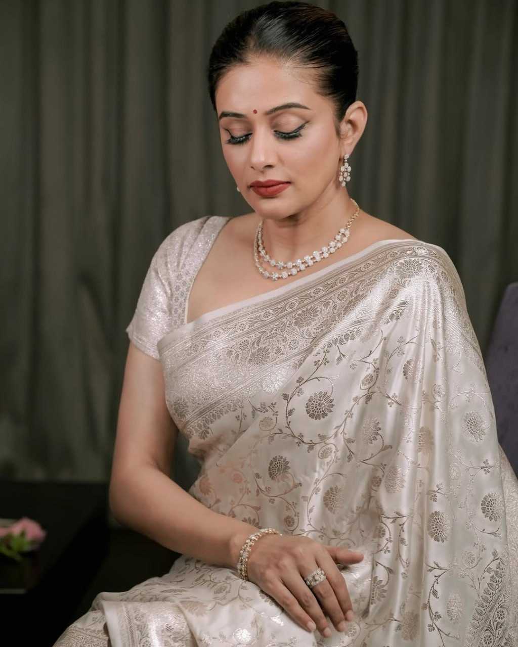 YNF Wholesale Banarasi Soft Silk Banarasi Silk Sarees KESH702 5280 | Surat Manufacturer