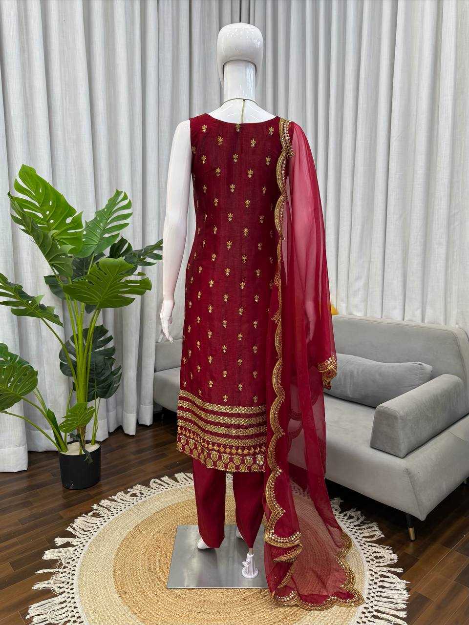 YNF Wholesale Fancy Party wear suits RIN133 1576 | Surat Manufacturer