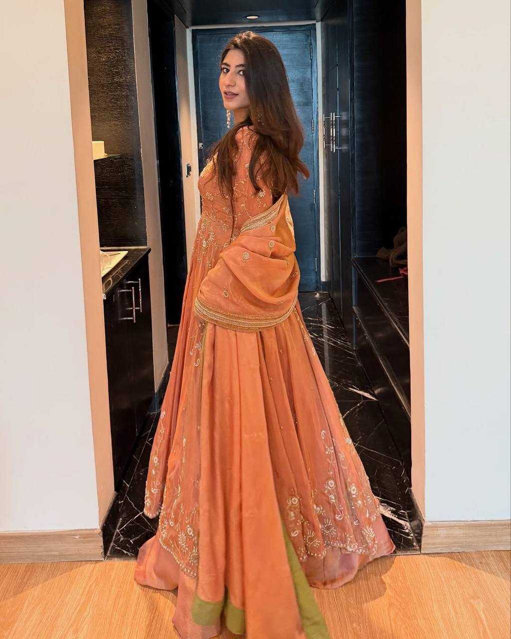 YNF Wholesale Heavy Chinnon Silk Silk Gowns RIN133 1573 | Surat Manufacturer