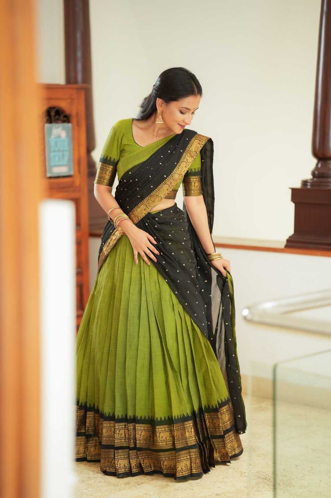 Ynf Kanjivaram Silk  Lehengas Festive Collections Wholesale Silk Lehenga Lehenga With Dupatta Zari Work Lehenga Manufacturer - YNF Online