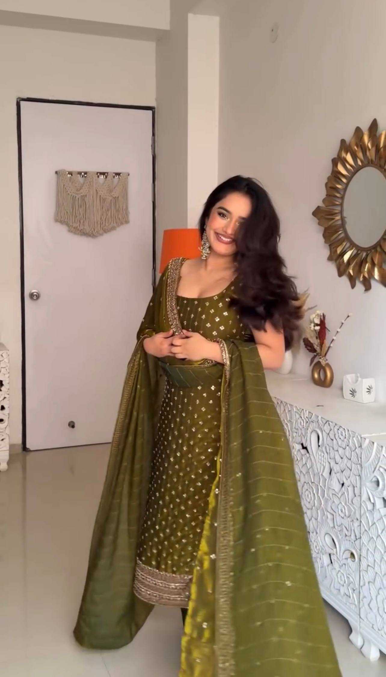 YNF Wholesale FENDY Embroidery Suits KESH499 3163 | Surat Manufacturer