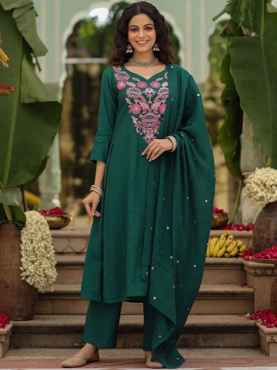 YNF Wholesale Slub Reyon Designer Kurtis KESH529 SC651 | Surat Manufacturer