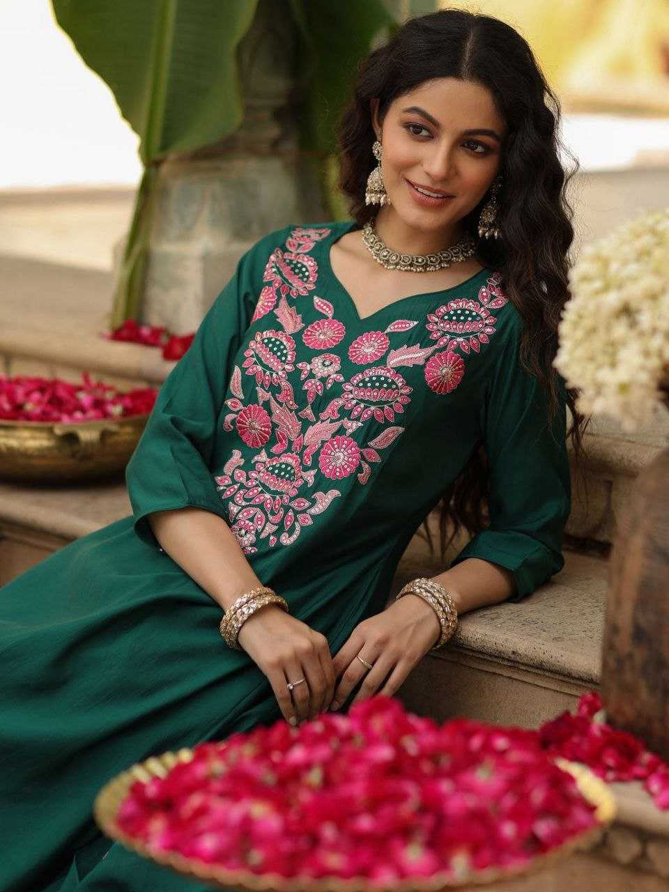 YNF Wholesale Slub Reyon Designer Kurtis KESH529 SC651 | Surat Manufacturer