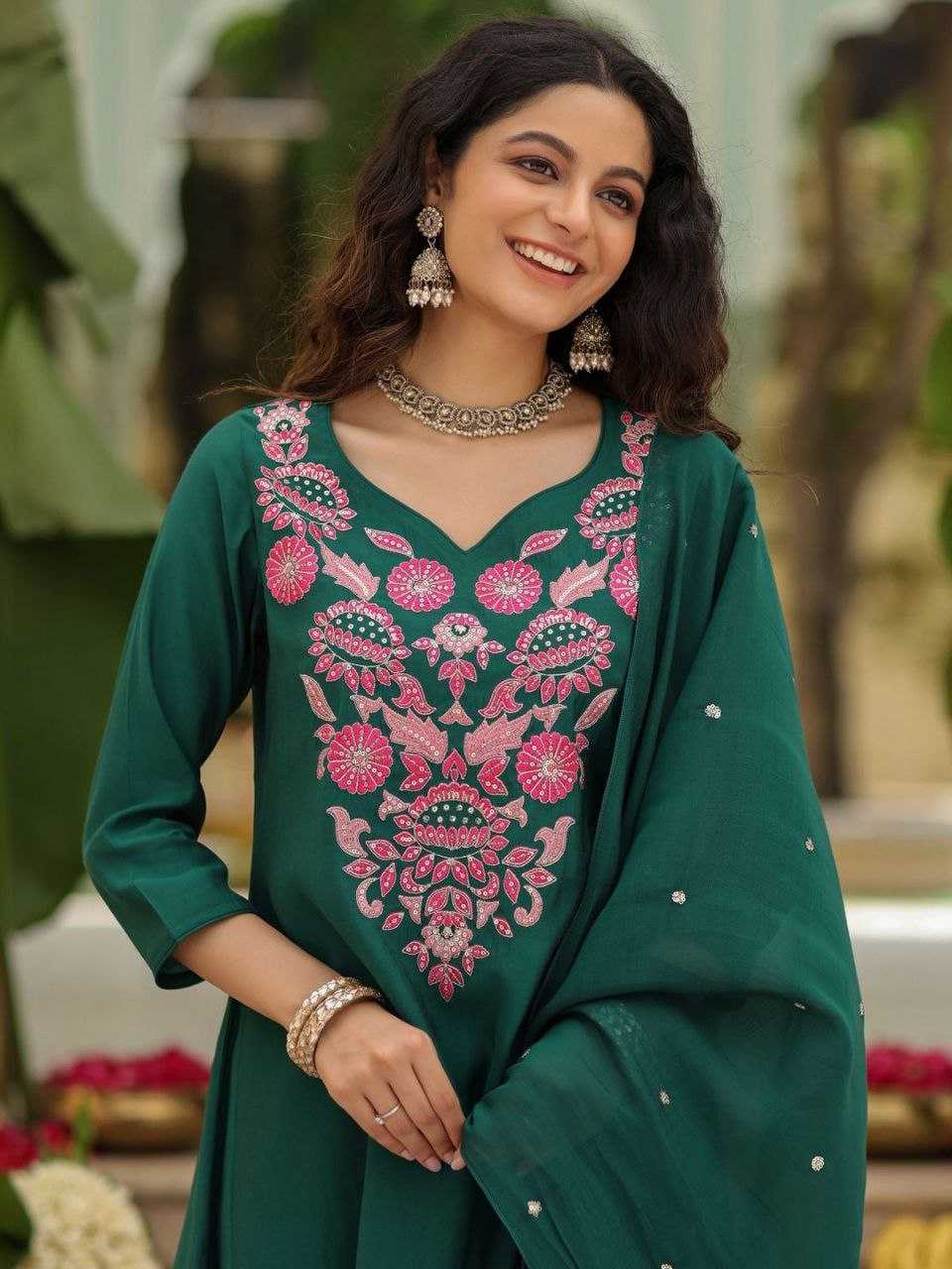 YNF Wholesale Slub Reyon Designer Kurtis KESH529 SC651 | Surat Manufacturer