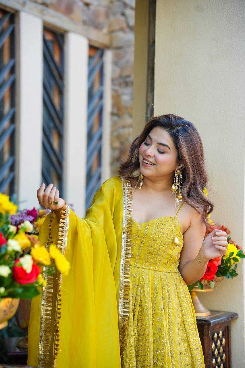 YNF Wholesale Tabby Silk Organza Embroidery Gowns KESH104 TD-6118 | Surat Manufacturer