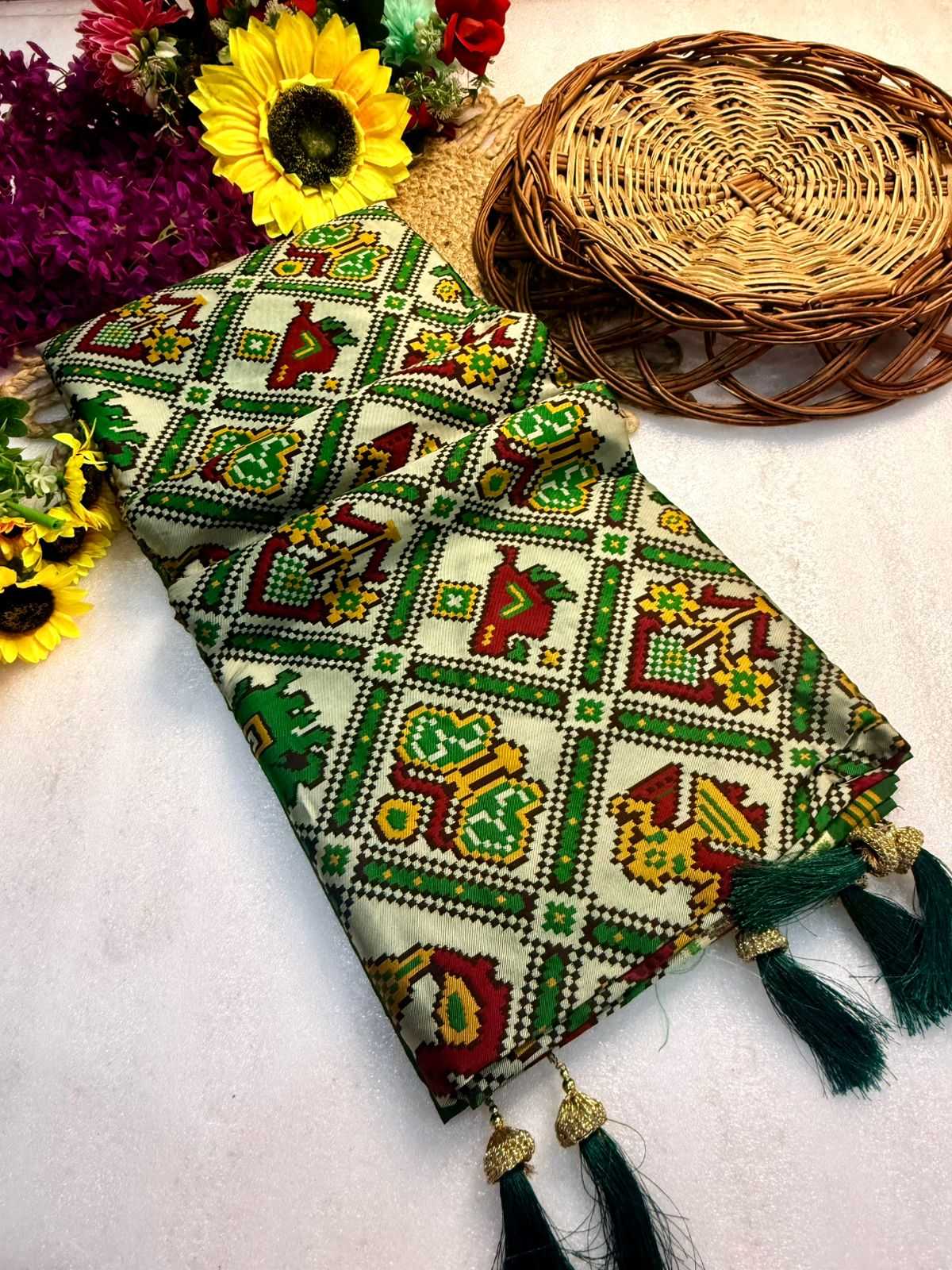 YNF Wholesale Banarasi Soft Silk Banarasi Silk Sarees KESH576 332 | Surat Manufacturer