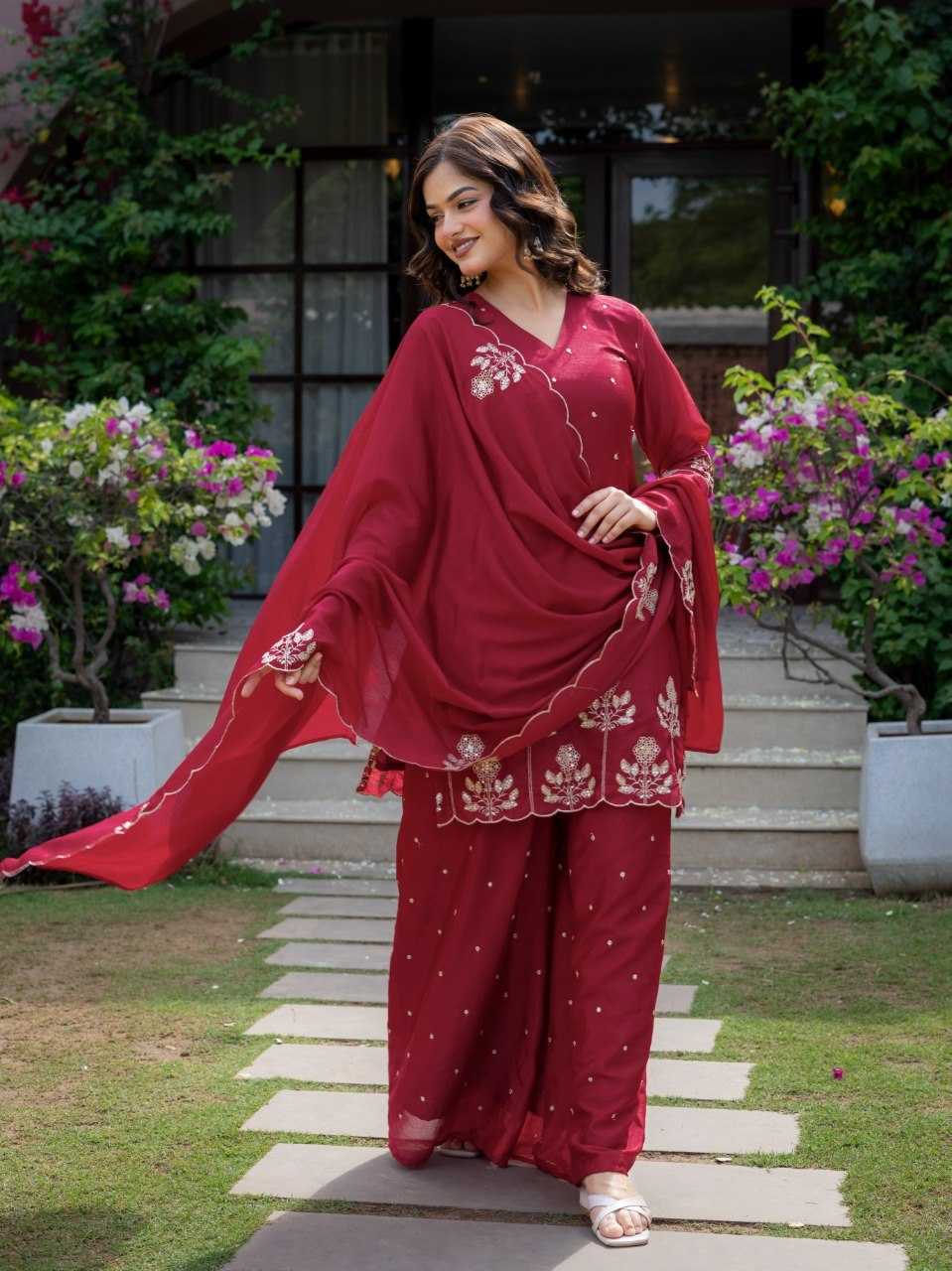 YNF Wholesale Chinon Silk Ladies Suits KESH522 KR-125 | Surat Manufacturer