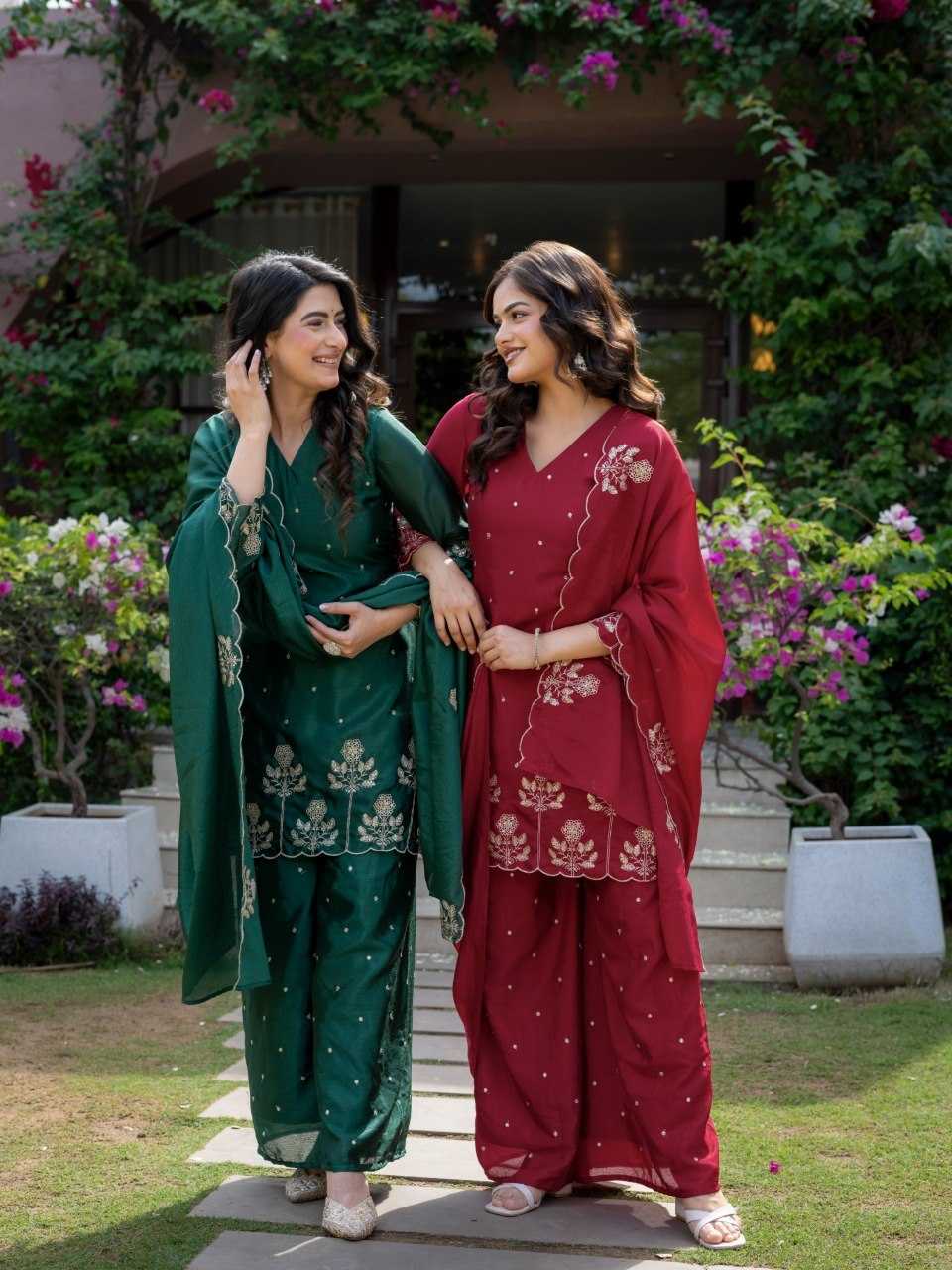 YNF Wholesale Chinon Silk Ladies Suits KESH522 KR-125 | Surat Manufacturer