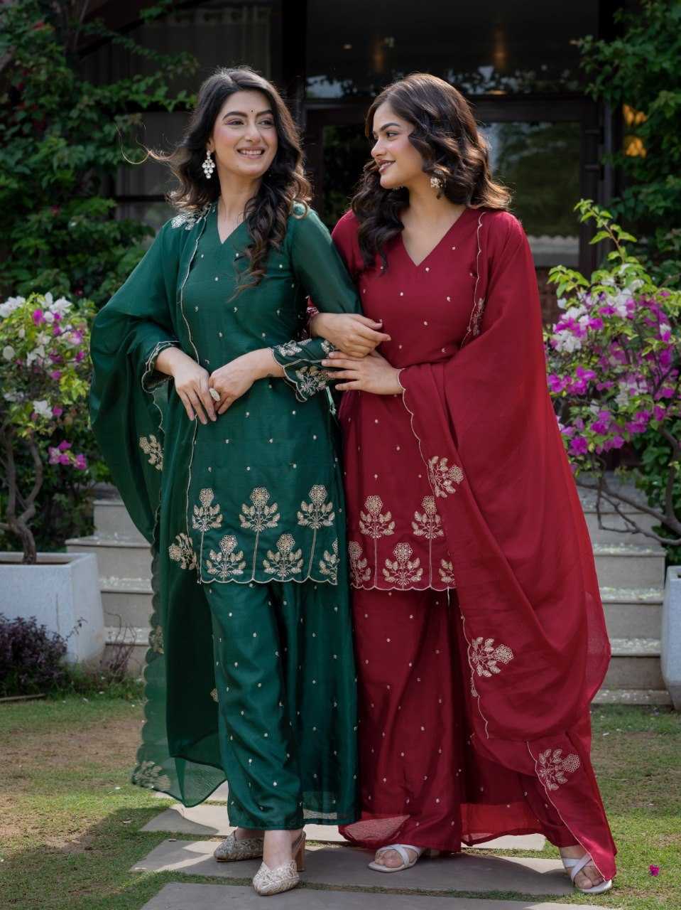 YNF Wholesale Chinon Silk Ladies Suits KESH522 KR-125 | Surat Manufacturer