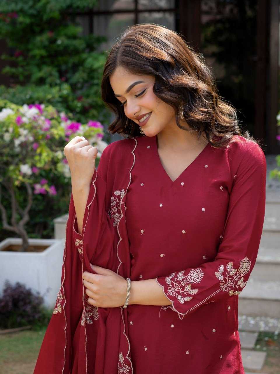 YNF Wholesale Chinon Silk Ladies Suits KESH522 KR-125 | Surat Manufacturer